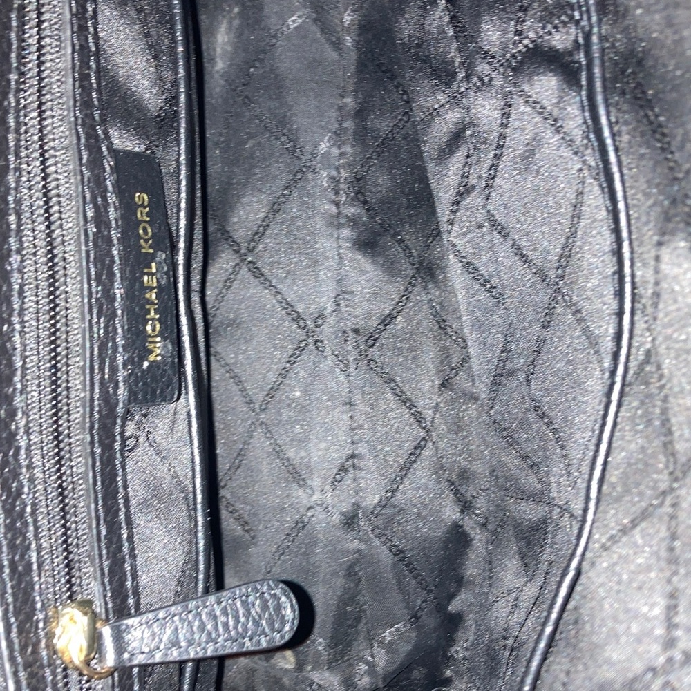Michael Kors Black Leather Shoulder Bag with Gold Accents - Picture 5 of 6